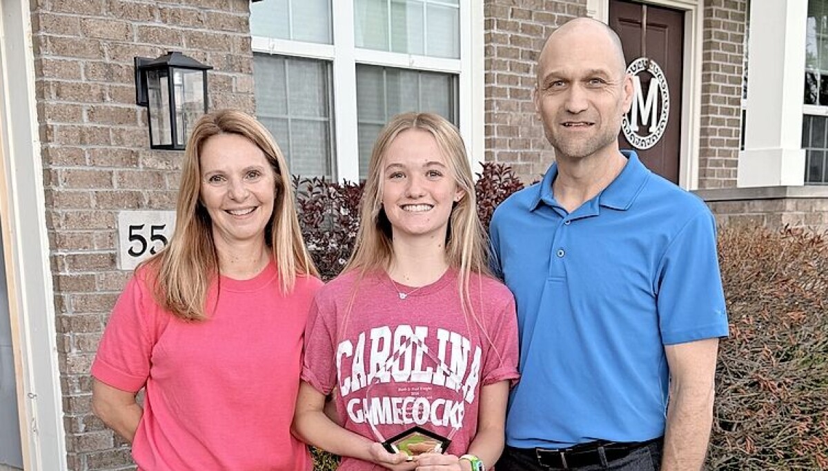 Rod Knight Buckeye High seniors Turner Dolata, Claire Miller awarded Knight ...