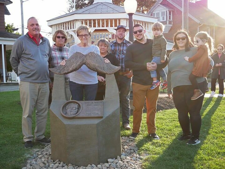 CCM/Thomas ClapperMayor Jim Waller’s family attended the unveiling of his memorial statue including (left to right) son, Mike, daughter Sheri, wife Shirla, daughter-in-law Melody, grandson Trevor, grandson Ethan with great-grandson Colt, and granddaughter Amber with great-granddaughter Penelope.