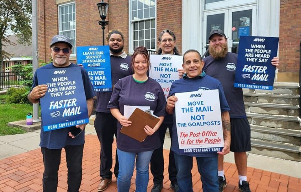 CCM/Connie JenkinsMembers of the Canton Local of the American Postal Workers Union rallied outside the Minerva post office last week to bring attention to the woes of the United States Postal Service.
