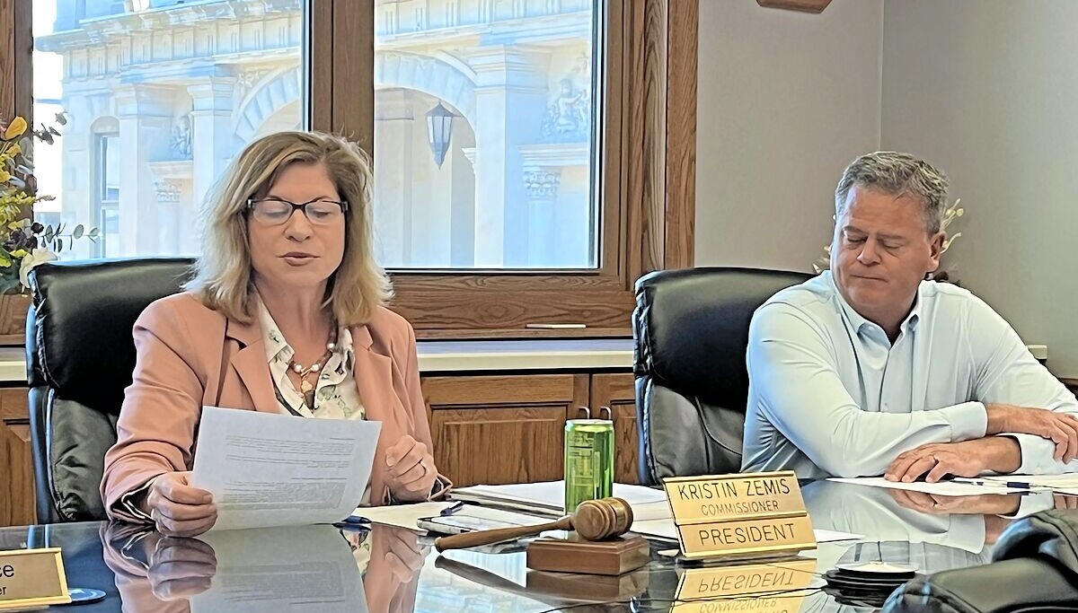 Commissioners question election board on bonuses, hiring