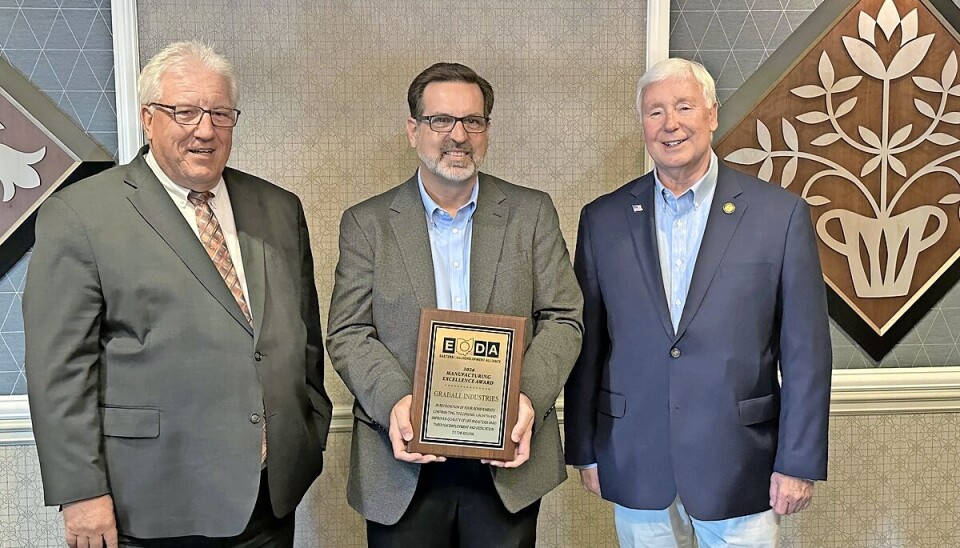 Gradall Industries of New Philadelphia receives EODA manufacturing award