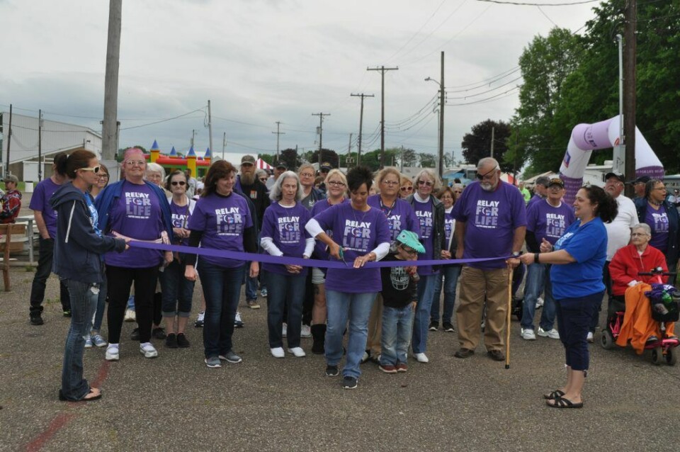 Relay celebrates courage and commitment for cancer research