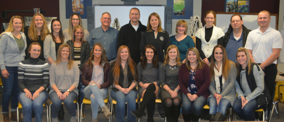 River View’s 2006 and 2007 state title teams reunite Athletes, coaches and even the water boy and girl from River View High School’s 2006 and 2007 Division II Girls State Championship teams gathered for a reunion Jan. 6 at the school. Josie Sellers | Beacon