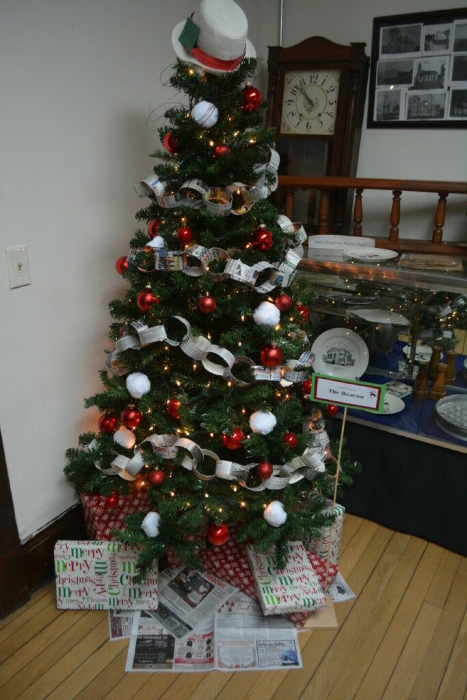 Warsaw holds festival of trees and welcomes Santa