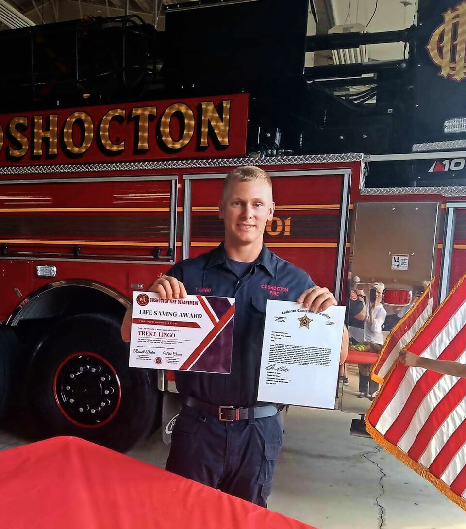 Lingo honored with special award at ceremony