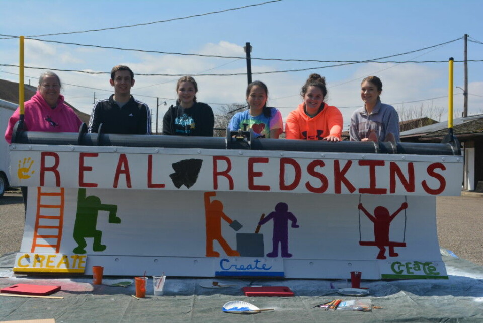 CHS art students share art skills with ODOT