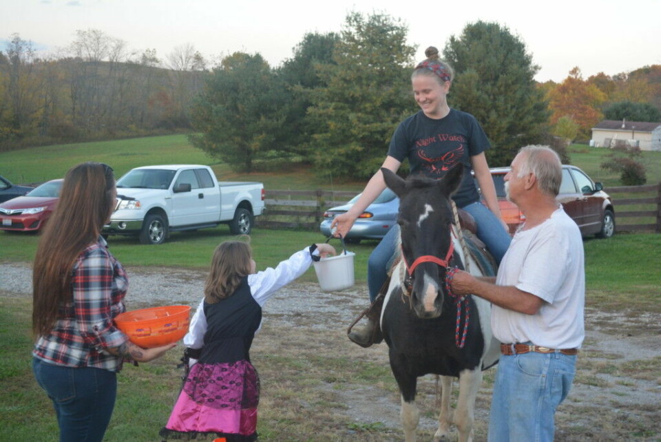 Higher Hopes trick or treat DSC_0009
