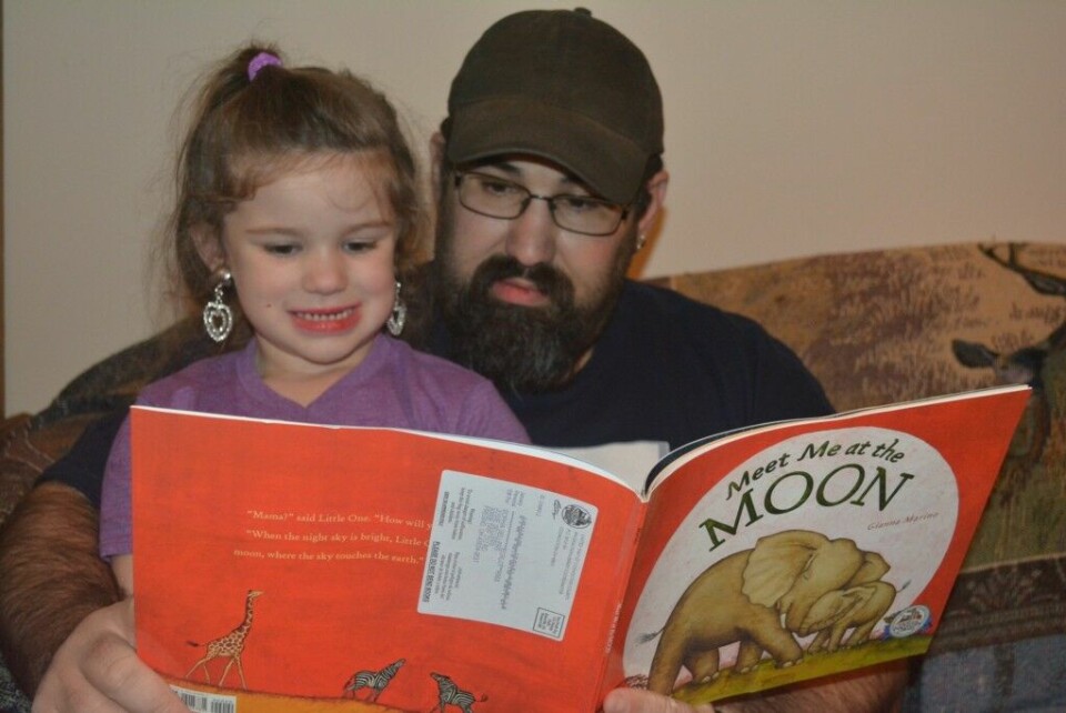 United Way helps get 75,000 free books delivered to Coshocton children Sophia and Daddy