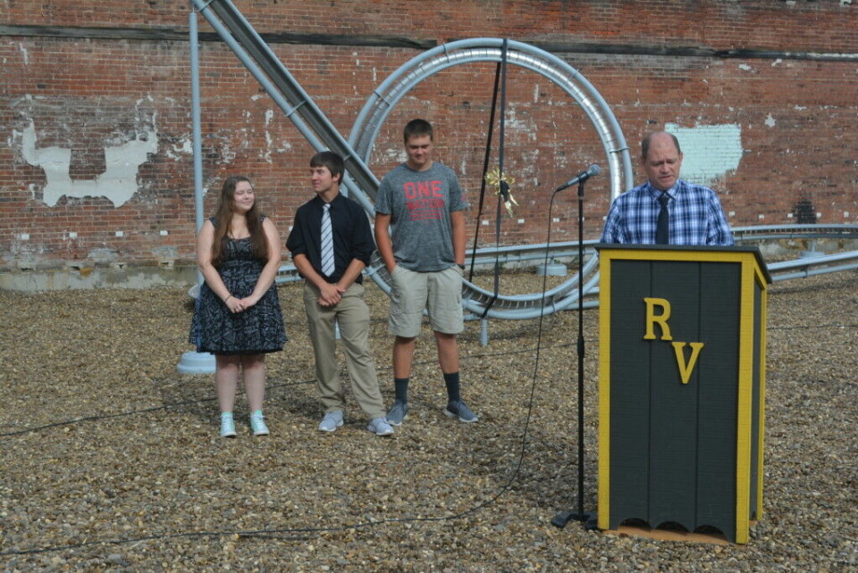 Roller coaster art piece officially unveiled Tony Bible addresses the crowd at the ribbon cutting for the roller coaster Art Connects project completed by students from River View High School. Joining him for the event were Sydney Minton, Jayden Kelley and Cale Bible. Josie Sellers | Beacon