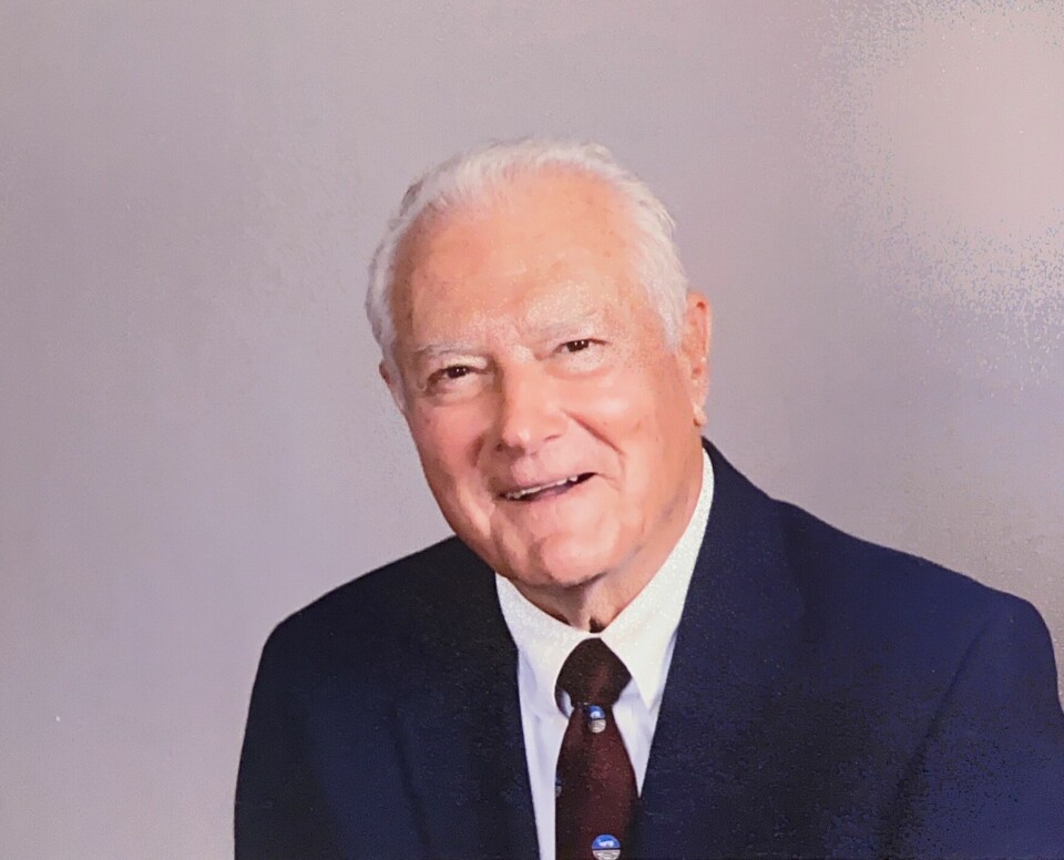 Max Brown Olinger