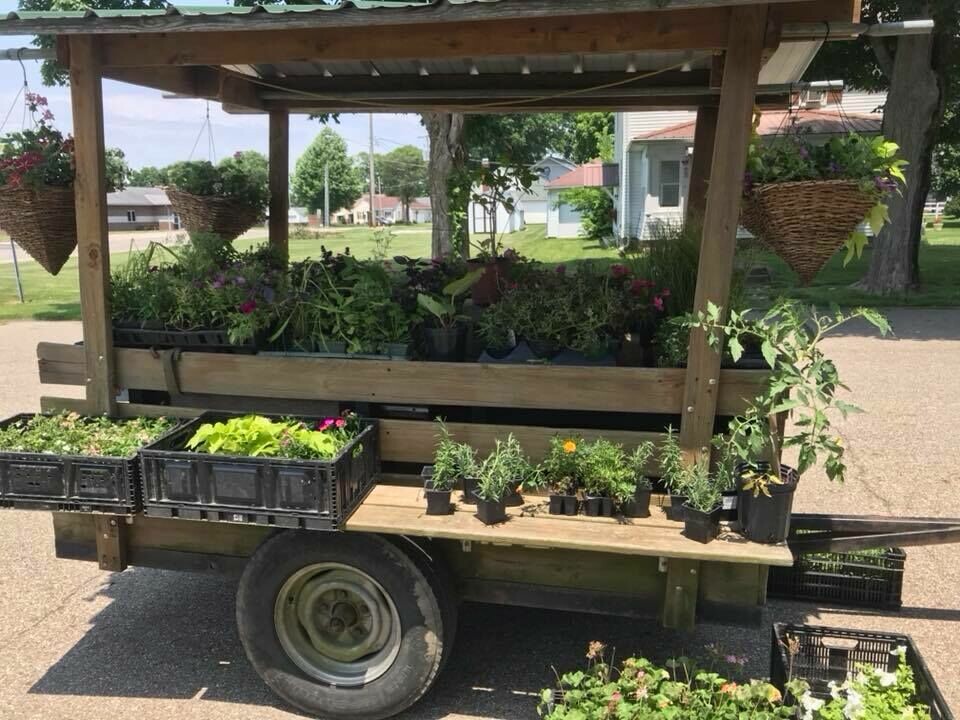 Farmers markets offer locally-grown food
