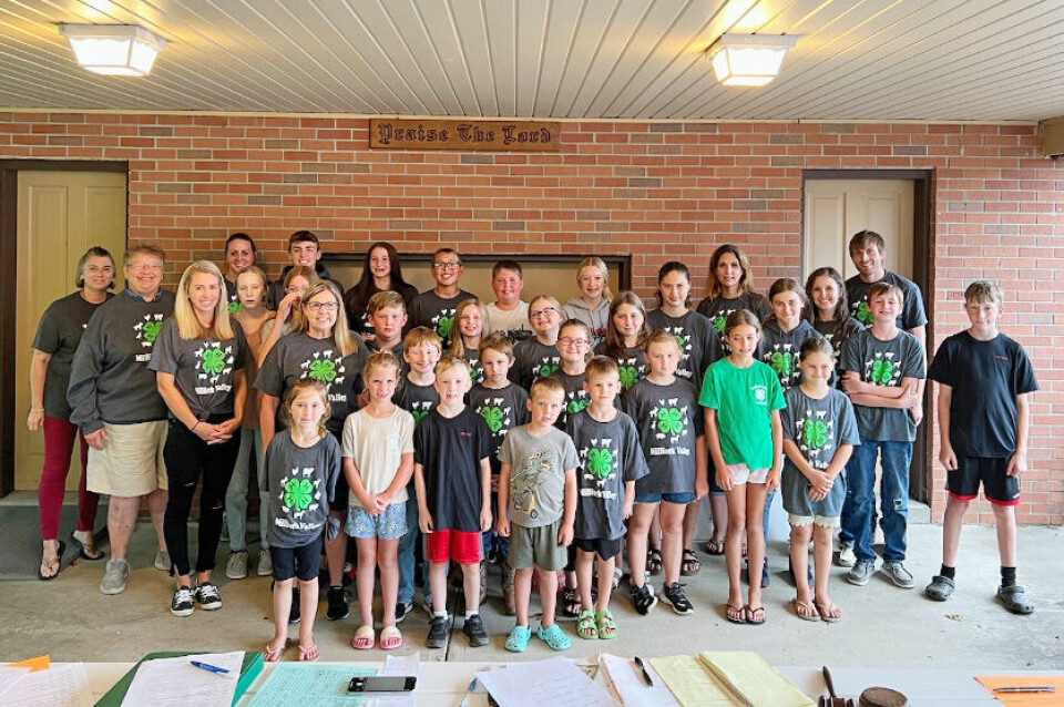 4-H clubs collect bottle caps for bench project