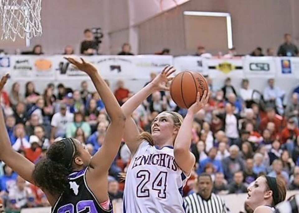 Back in 2013 West Holmes great Laina Snyder entertained fans and led the Lady Knights to a state title. Snyder has continued her career into the pro game and has signed on to play with Whai Tauihi in New Zealand this fall. Former WH standout Snyder signs with team in New Zealand