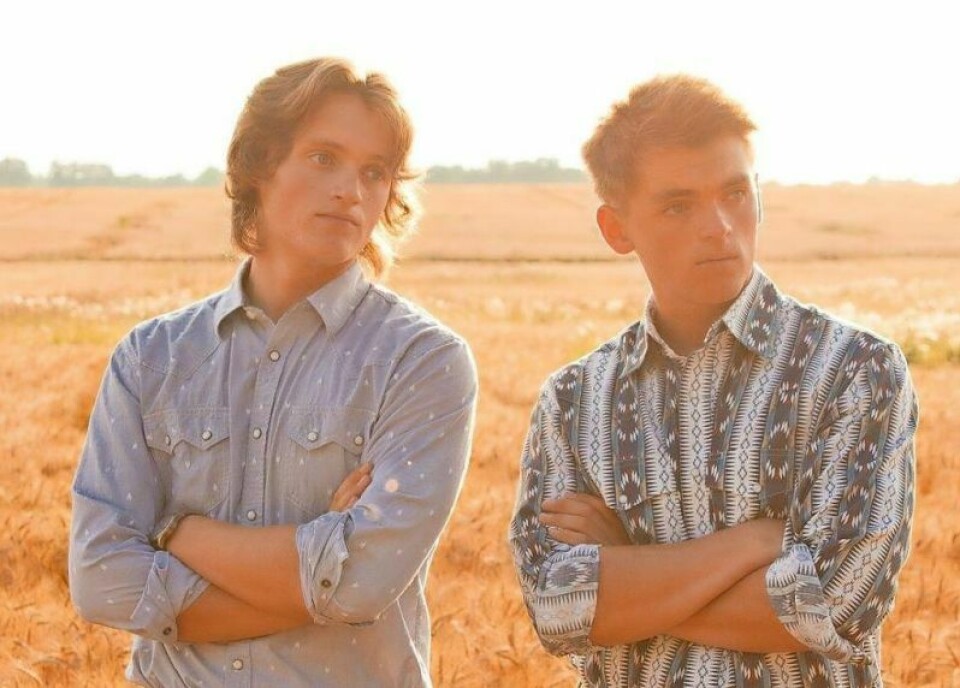 Low Gap brother duo Phin and Gus Johnson's new song “Waves” and the story behind it landed them on the pages of Rolling Stone Magazine. Low Gap’s new hit single making ‘Waves’ in music industry