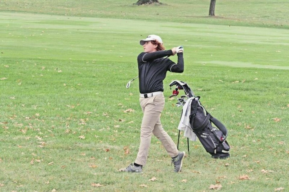 Jack Mast’s second day effort pushed him all the way into the top five, where he grabbed Div. III first-team All-Ohio honors. The youthful Hawks fought back through the field to finish fourth as a team. Young Hawks golfers gain valuable experience at state