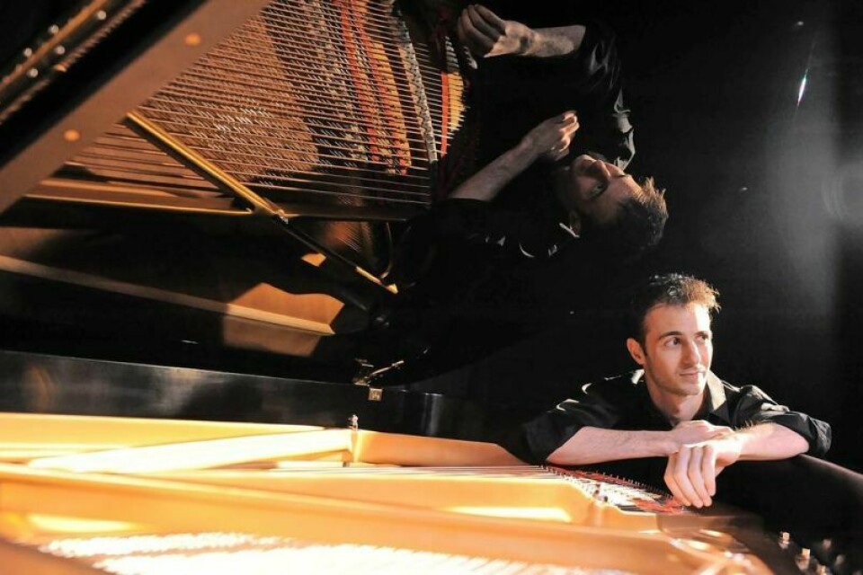 Pianist and composer Gregg Kallor will perform Feb. 24 as part of the Wayne Center Presents series in the WCA auditorium. WCA concert series continues Feb. 24 with pianist Gregg Kallor