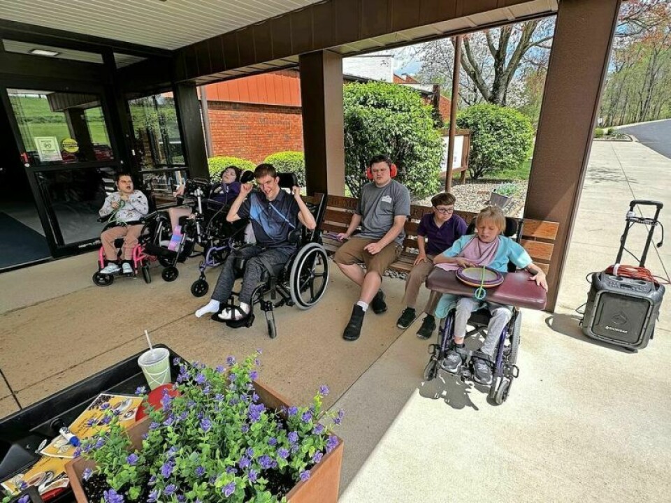 Students at the Holmes County Board of Developmental Disabilities greeted visitors stopping by to enjoy the new Afternoon Drink Stop on April 29. The students served a free cup of tea or coffee to visitors. The next event will be Wednesday, May 22 from 1-2 p.m. Afternoon Drink Stop invites thirsty patrons to HCBDD