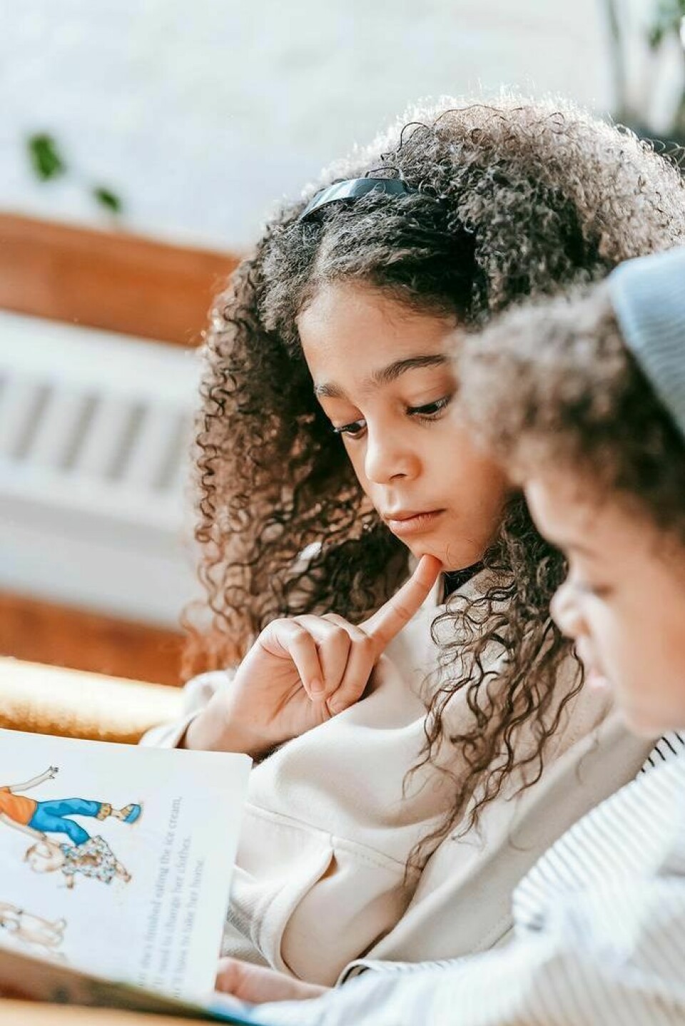 The Kaleidoscope Club will meet the first Tuesday of each month at 4 p.m. This book club is for children age 5-7 who are advanced readers or who will help reading before each meeting. Library plays host to children’s activities