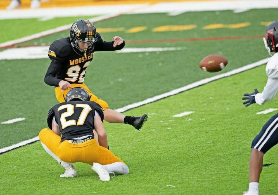 Lake Barrett (92), a recent College of Wooster grad and one of the best kickers in school history, has been named the North Coast Athletic Conference Don Hunsinger Award recipient. The award is the NCAC’s top honor to a male student-athlete. COW grad Barrett wins NCAC’s Don Hunsinger Award