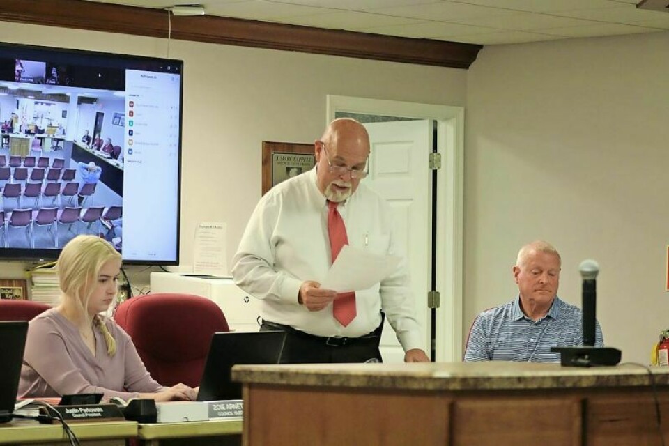 Dover Safety Director Bob Everett discusses a recent problem with drivers failing to yield to pedestrians in the city. Pedestrians have right of way in Dover