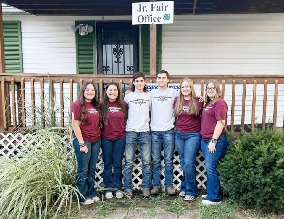Leah Hamilton, left, Maggie Hamilton, Briar Sharrock, Tucker Sharrock, Megan Miller, Morgan Miller. Junior fair board has 3 sets of twins