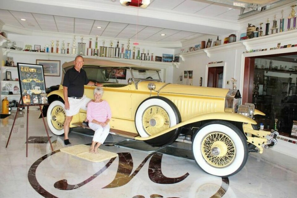 Jon and Bonnie Mason with the 1928 Rolls-Royce car that was featured in four “Great Gatsby” movies Car show to benefit Shriners Hospitals for Children