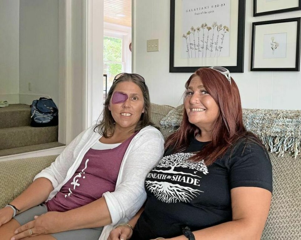 Mindy Jones, left, is the owner of Ashes2Beauty, a cleaning service that employs women in recovery to help them get back on their feet. Evelyn Baker is one of those women. Cleaning company employs women who are in recovery