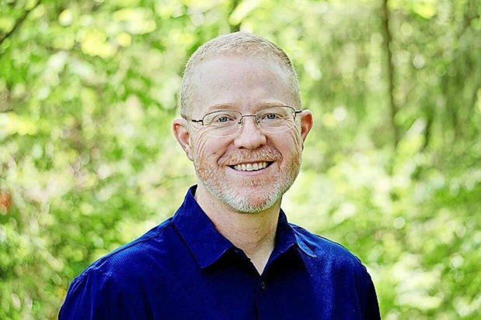 Loughry Library to host author