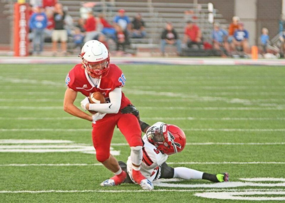 Over the years Jenson Garber has proven to be a terrific safety valve for quarterbacks, and his ability to turn short crossing routes into home run touchdowns or stretch the field by going deep has put him among the elite wide receivers in school history. Garber’s great season highlights Pirates’ 10-0 campaign