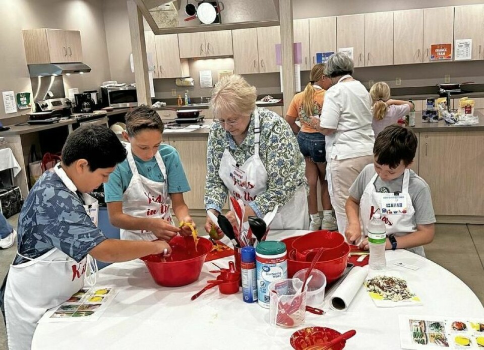 Cooking with Kate is an extension office program that encourages kids to capture the joy of learning how to create tasty dishes. Cooking with Kate encourages family fun in the kitchen