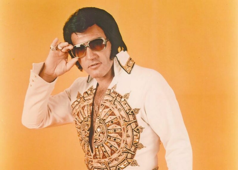 Elvis Presley impersonator Mike Albert will join the Wooster Symphony Orchestra to perform holiday arrangements, transcribed from original Elvis recordings, in a Dec. 1 concert at McGaw Chapel on the campus of The College of Wooster. WSO tribute to Elvis holiday music Dec. 1