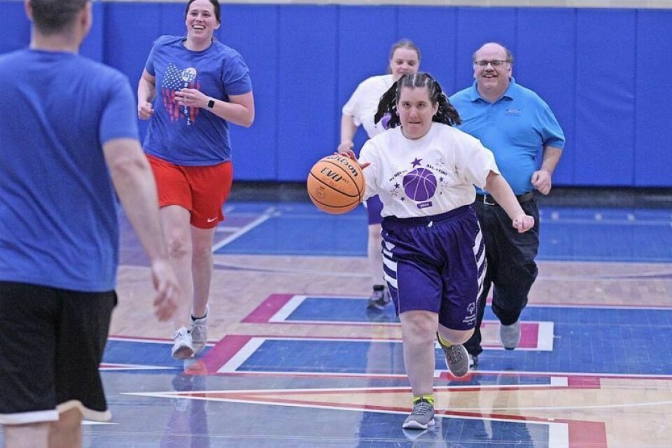 Ashley Mitchell heads down the court with a full head of steam and a determined look on her face. Mitchell and the Bucks remained perfect in fending off a spirited challenge from the Holmes County Community All-Stars on Thursday, March 28. Emotions at a high as Bucks honor coach, friend Todd Day