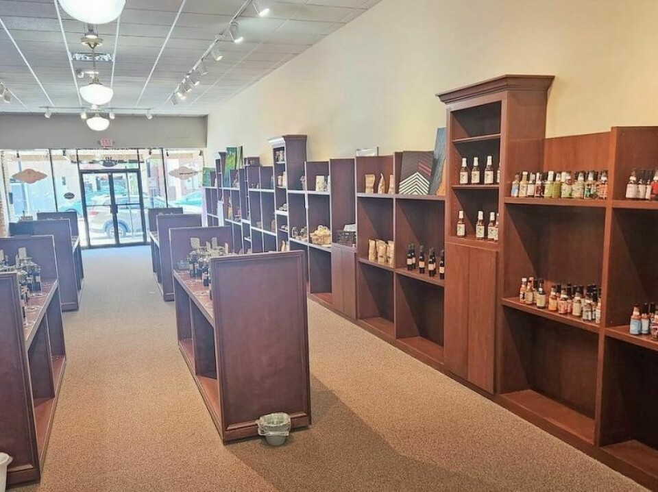 The New World Spice and Tea Traders in downtown Wooster sells and serves a variety of loose leaf teas. In addition, the store offers herbs and spices, olive oils, vinegars, and local artisan creations. Things are brewing at new downtown Wooster store
