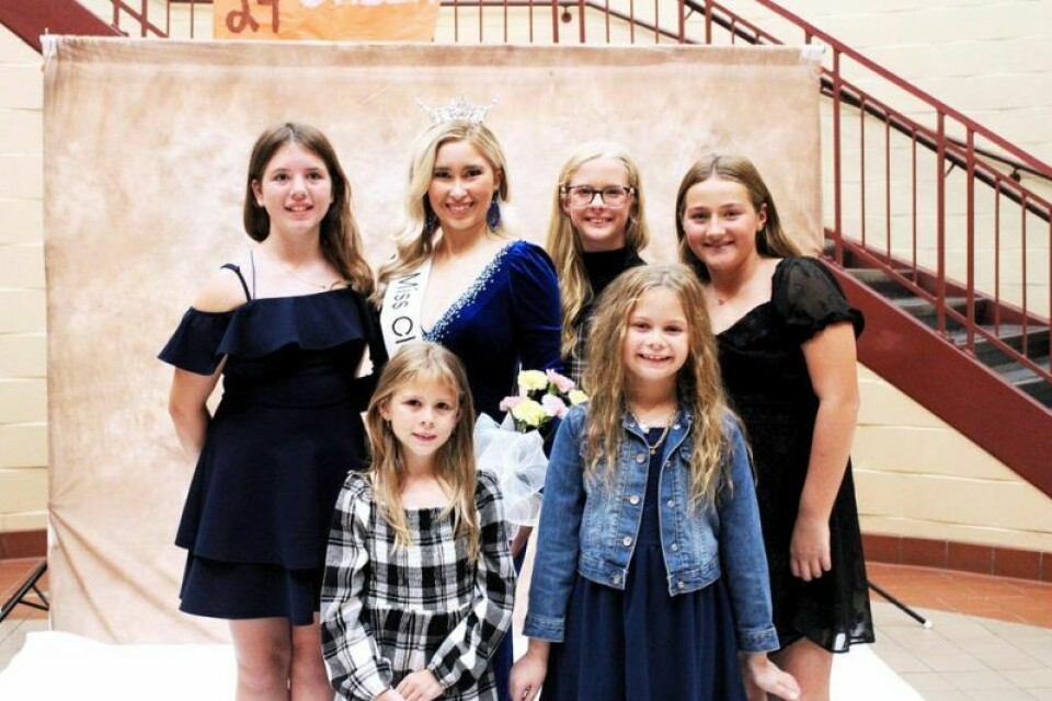 Miss Clayland 2024 Brittney Putman with some of the young volunteers who assisted at the pageant. Pictured are Vera Campbell, left, Ellie Krocker, Sophia Krocker, Elaina Abrams and Briella Lindsay. Brittney Putman crowned Miss Clayland for 2024