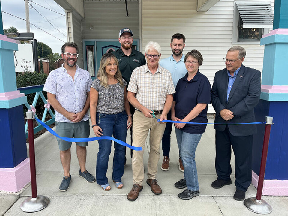 Submitted Photo Ribbing cutting officials. From left: Minerva Councilman Nathan Meadows, Minerva Chamber Board Treasurer Michele Catlett, Art on 30 Gallery owner David Jentgen, Minerva Councilwoman Jennifer Jordan, and Minerva Mayor and Minerva Chamber board member Tim Tarbet; Second row: Minerva Councilman and Chamber board member Matt Kishman, and Minerva Administrator and chamber Board Member Benjamin Gunderson.
