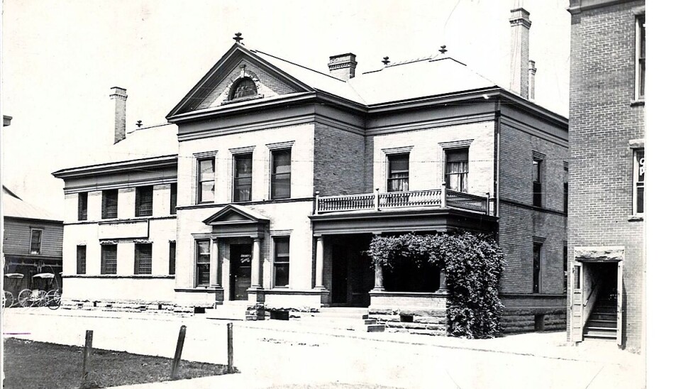 The sheriff's residence and jail was built in 1897.