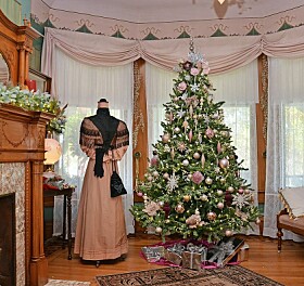 Victorian House Museum Opens for Holidays with Brightman Family Christmas Theme