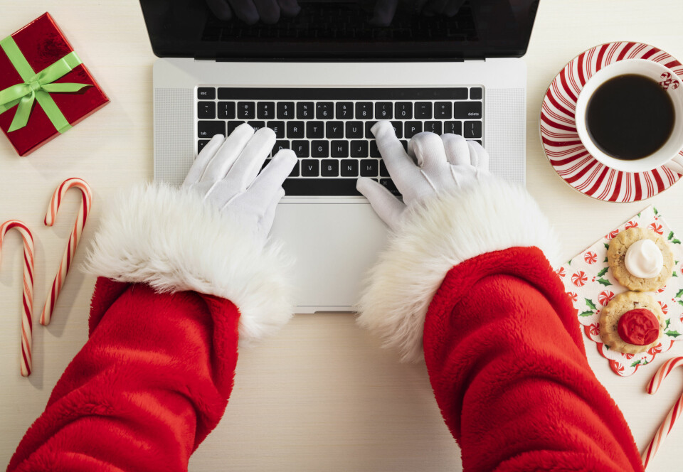 Going big with your holiday decorations? Don’t
fall for this scam