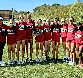 Minerva boys and girls dominate new Division III field with commanding district titles