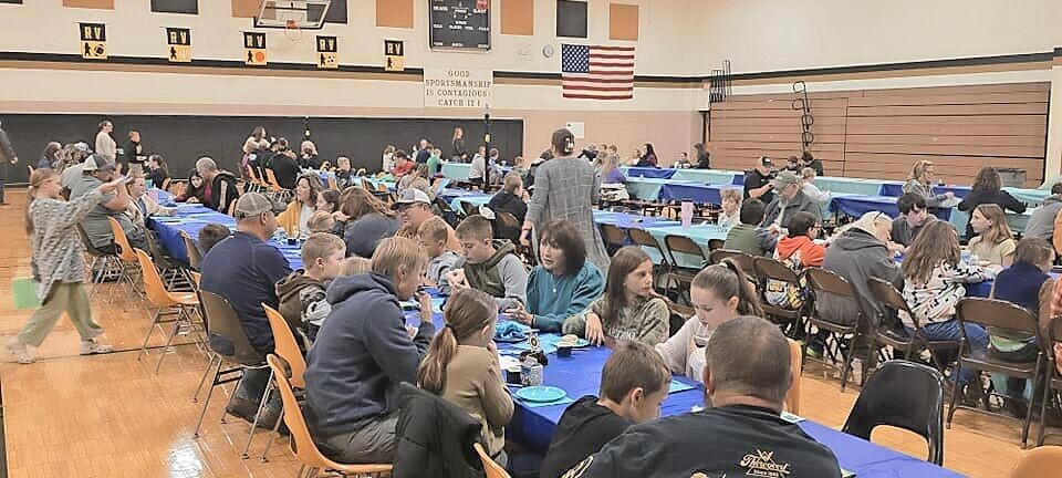 River View Intermediate wraps up Everybody Reads program with family fun